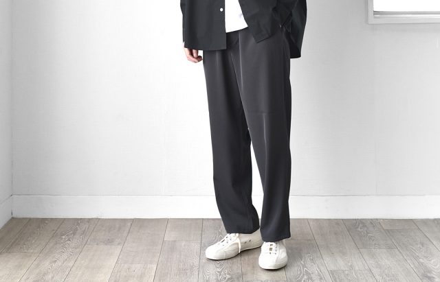 LAMOND(ラモンド)Semi Wide Twill Easy Trousers