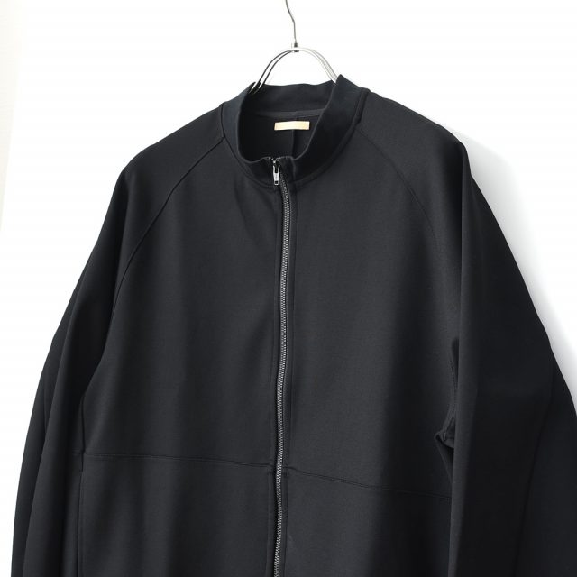 LAMOND（ラモンド）Stand Neck Silky Blouson
