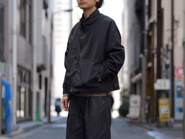 LAMOND(ラモンド)Light Shell Stand Blouson