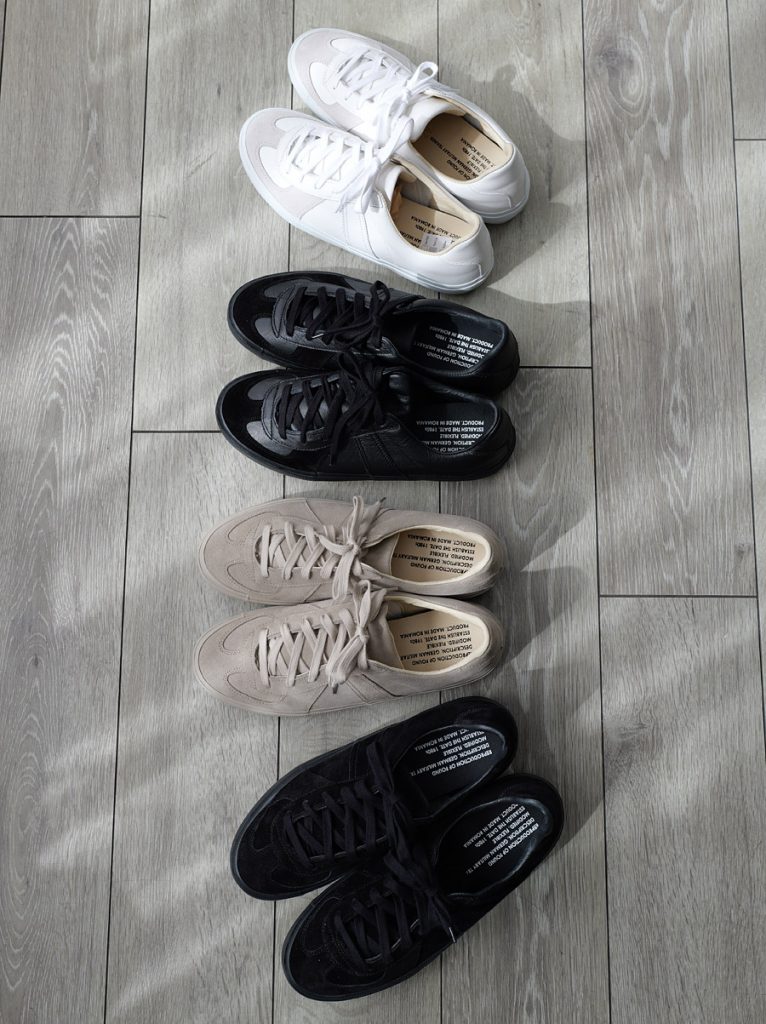 REPRODUCTION OF FOUND - German Trainer (Vulcanized)