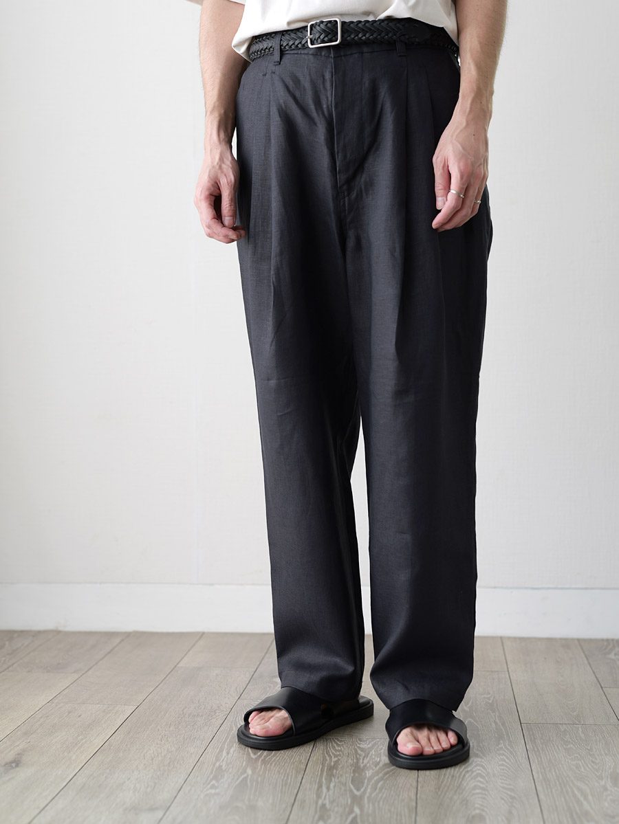 STILL BY HAND（スティルバイハンド）Linen 2tuck Tapered Pants